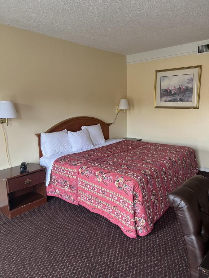 Loyalty Inn Charlotte Airport Exterior photo